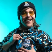 Otto Wunderbar, schlagerzanger in het Nimma Festzelt